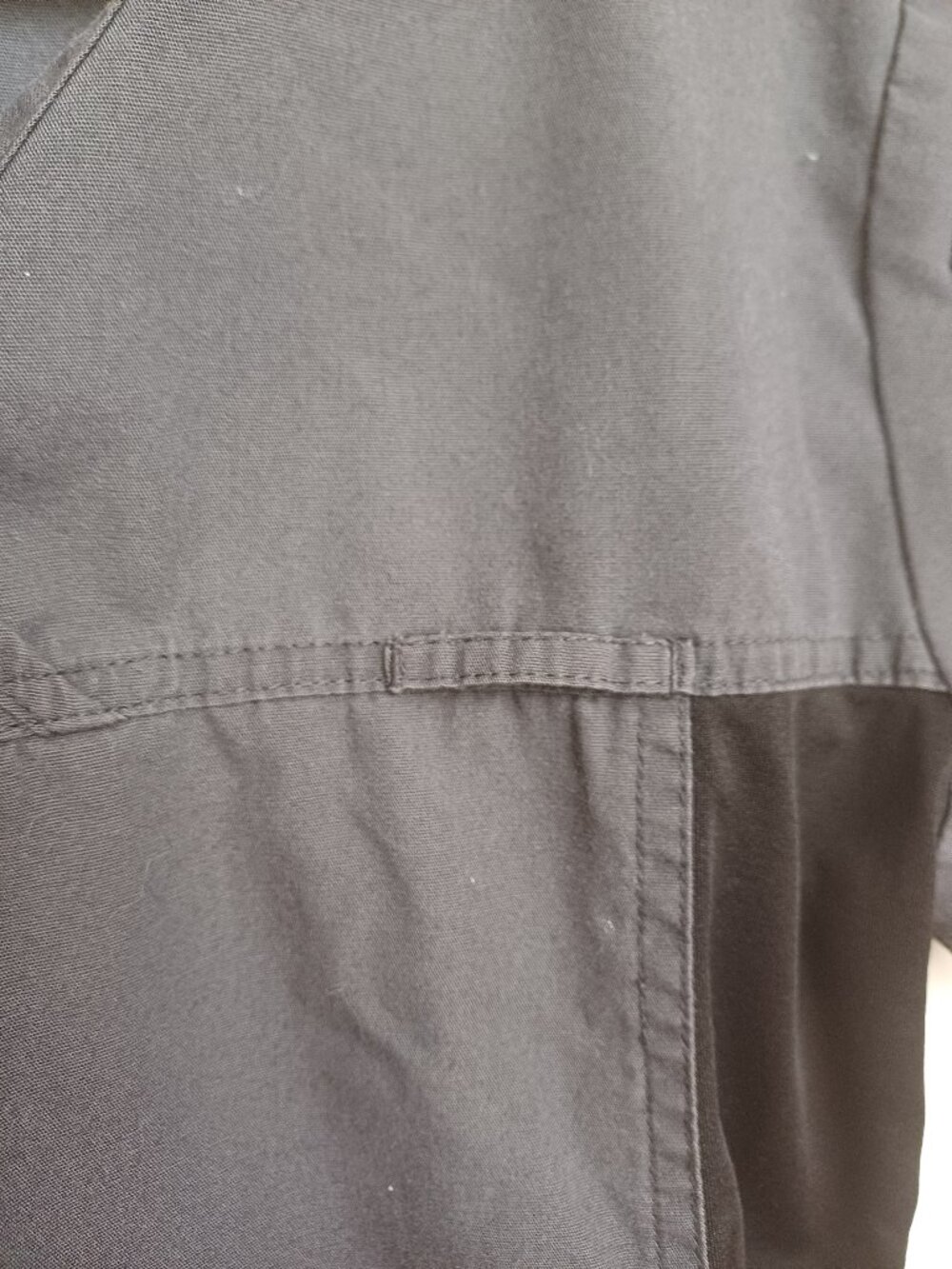 MOBB Grey Scrub Top - Picture 5 of 6